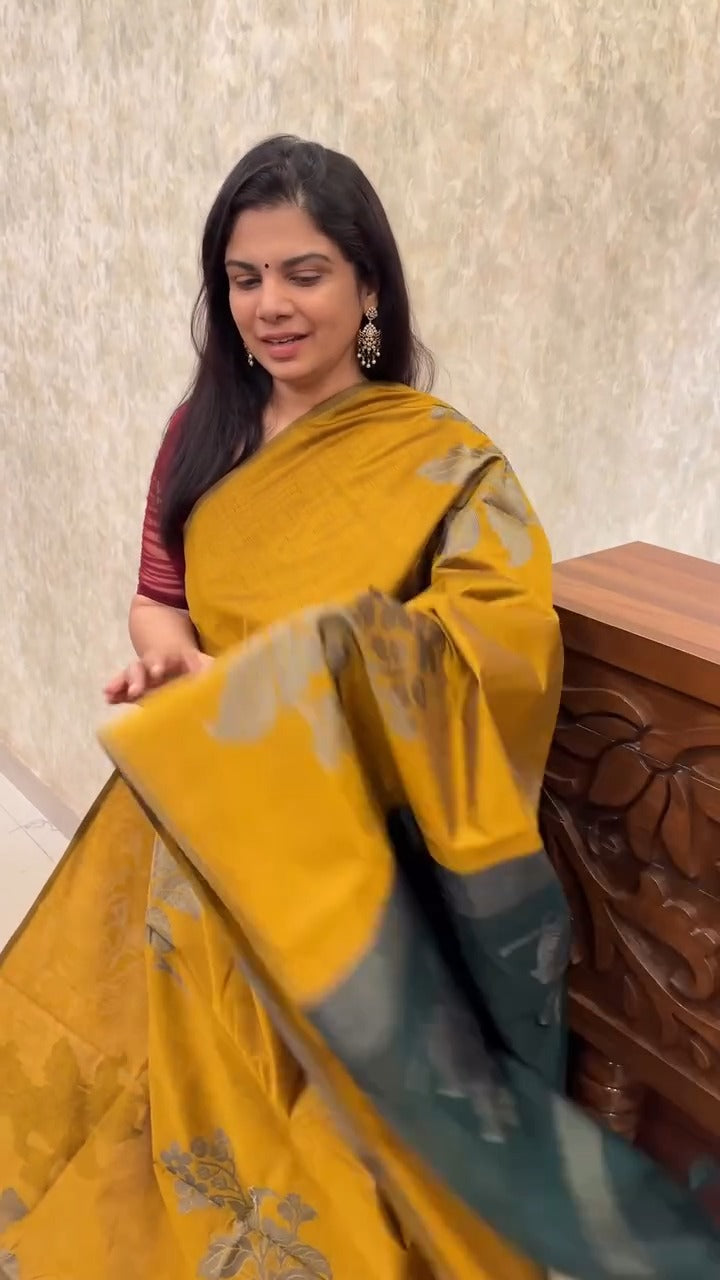 Jute Silk saree | TTDS2888

🌿 Rustic elegance meets timeless charm...