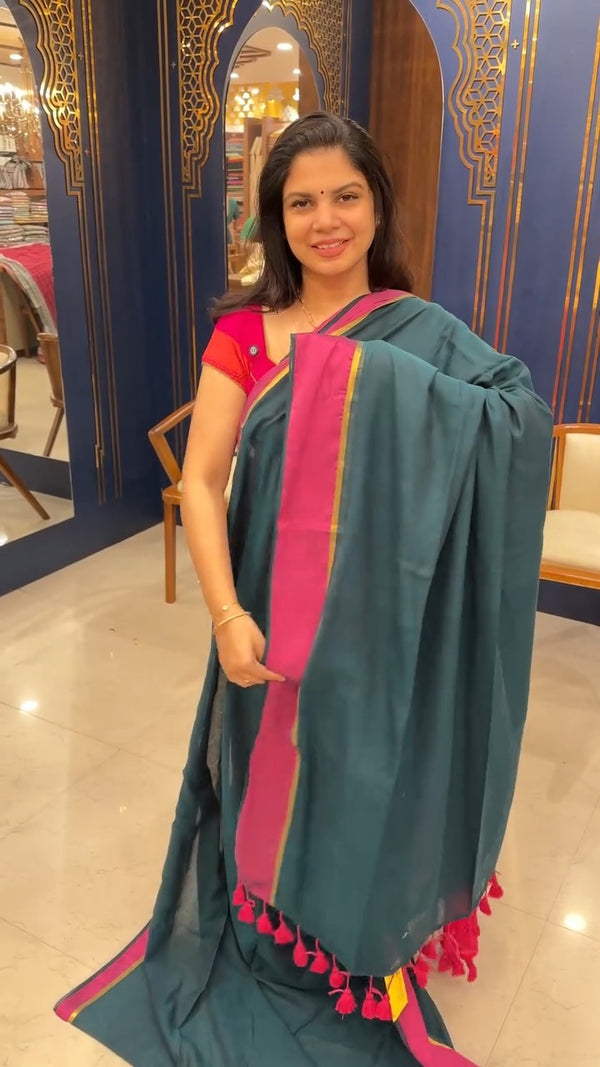 Mul Cotton Saree | TTDS2683

Soft, breathable and super lightweight...