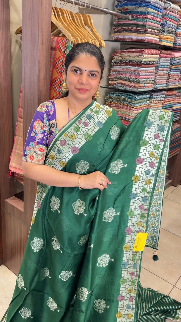 Jute Silk Saree Collection 🌿

Jute silk sarees are a perfect blend...
