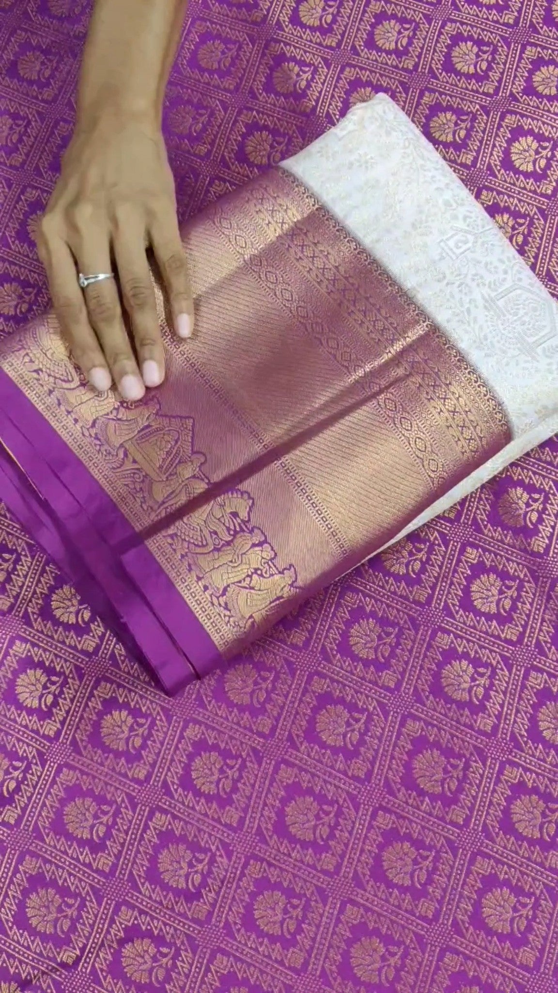 🌸 Semi-Silk Saree Collections

Our Semi-Silk Saree Collection brin...