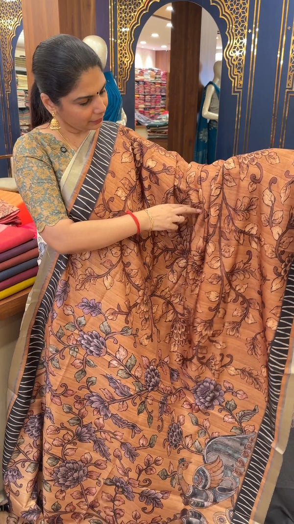 Printed Tussar Saree | TTDS2627

Stylish half & half design with el...