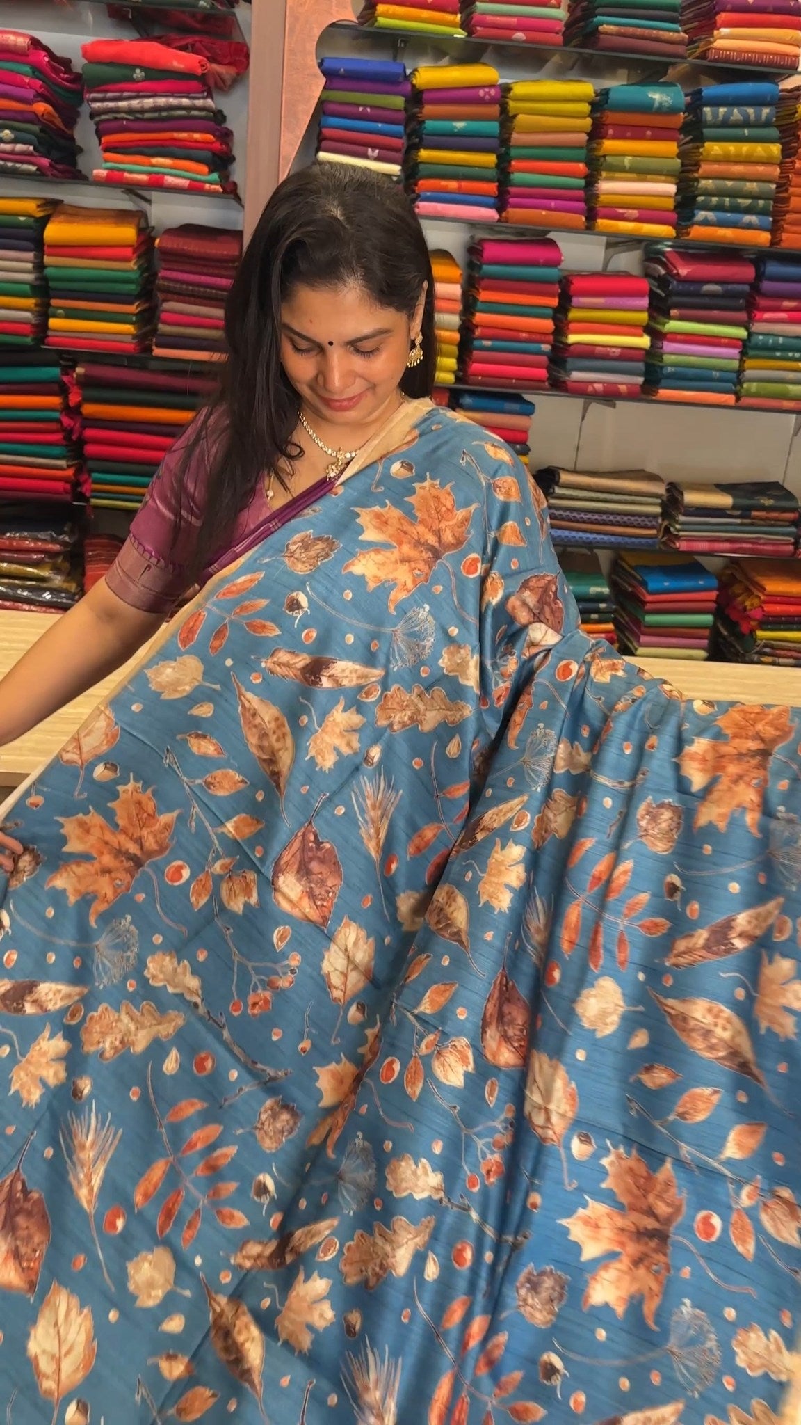 Handloom tussar with Fusion print | TTDS2978

https://templedesigne...