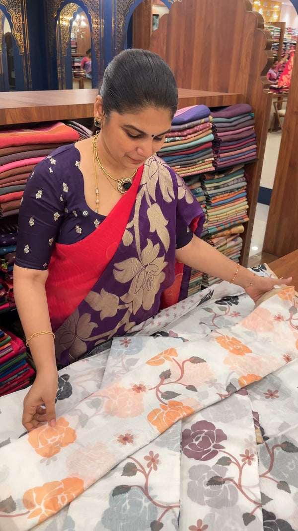 Chanderi Cotton Saree

Product Code: TTDS2946

Lightweight and comf...