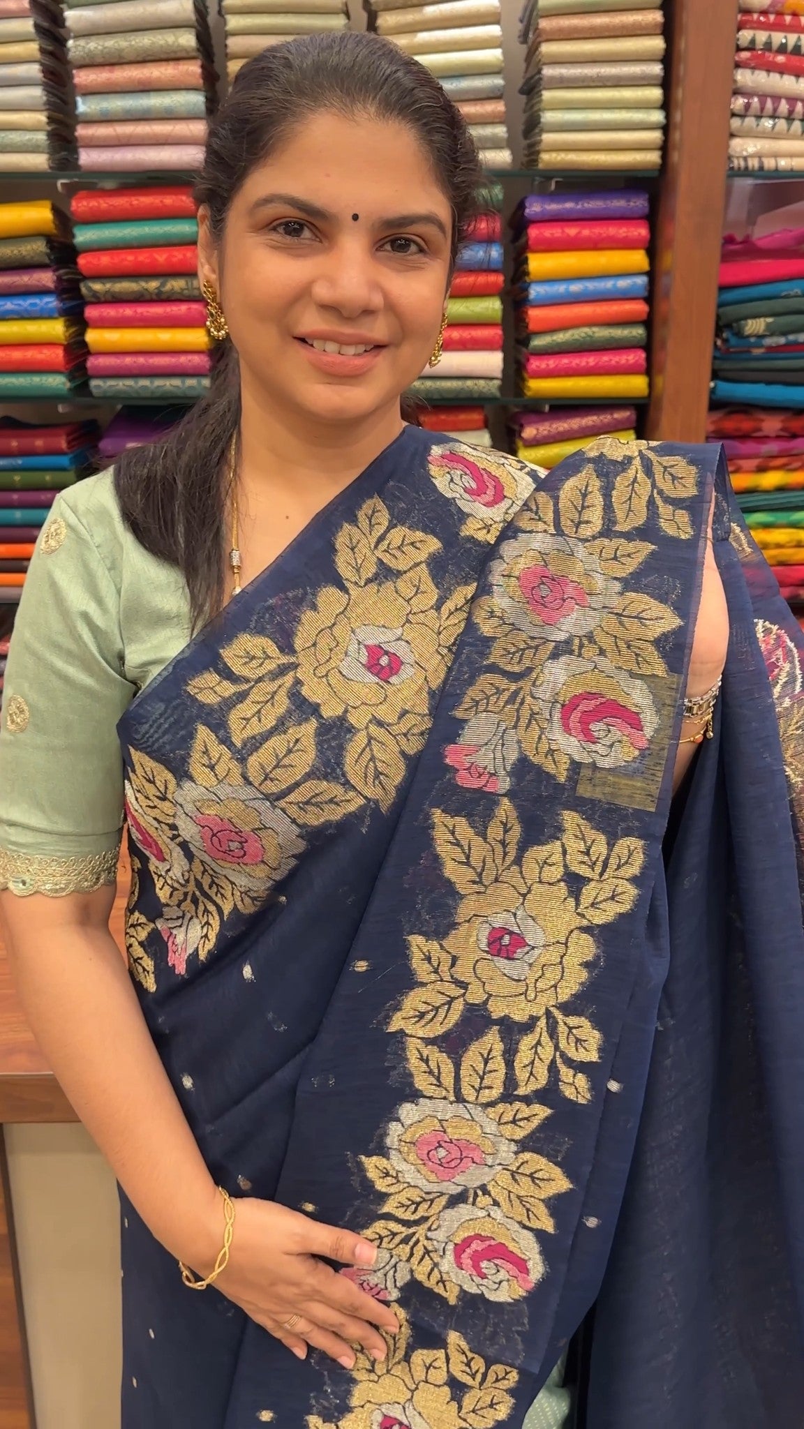 Linen Silk Saree | TTDS2987

Elegant and lightweight, this Linen Si...