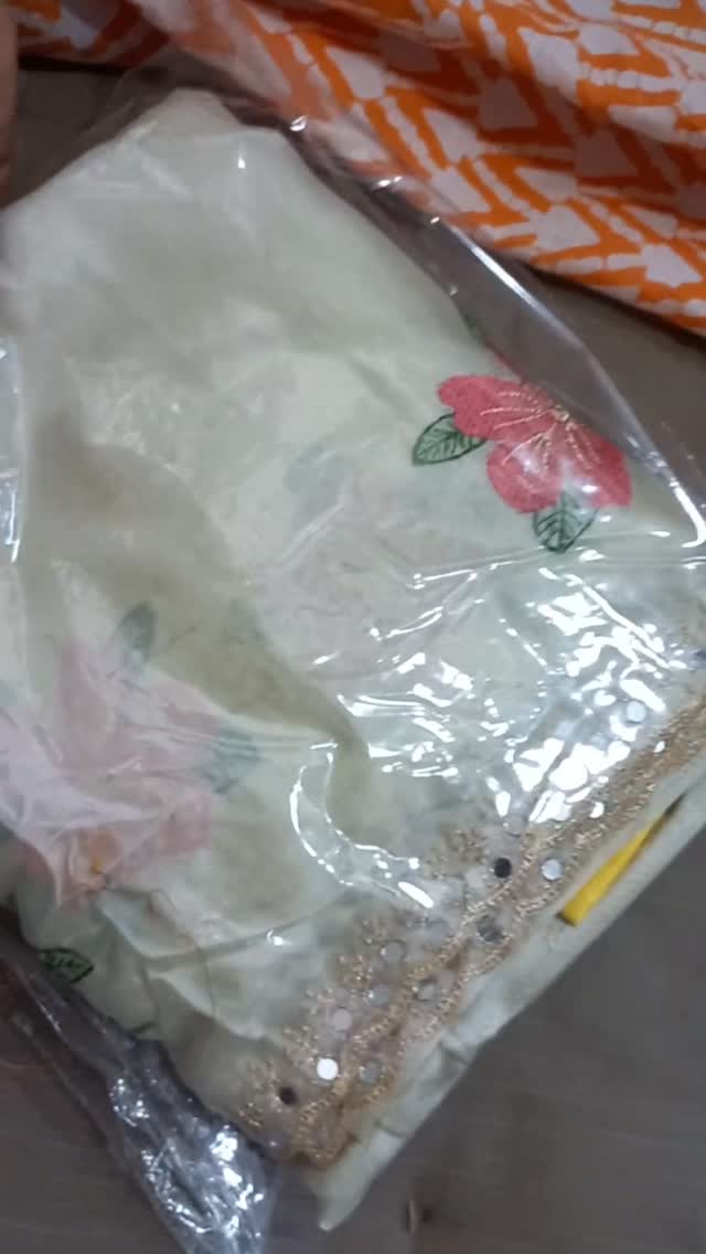 Thank you so much for sharing this beautiful video! 

#sareesofinst...