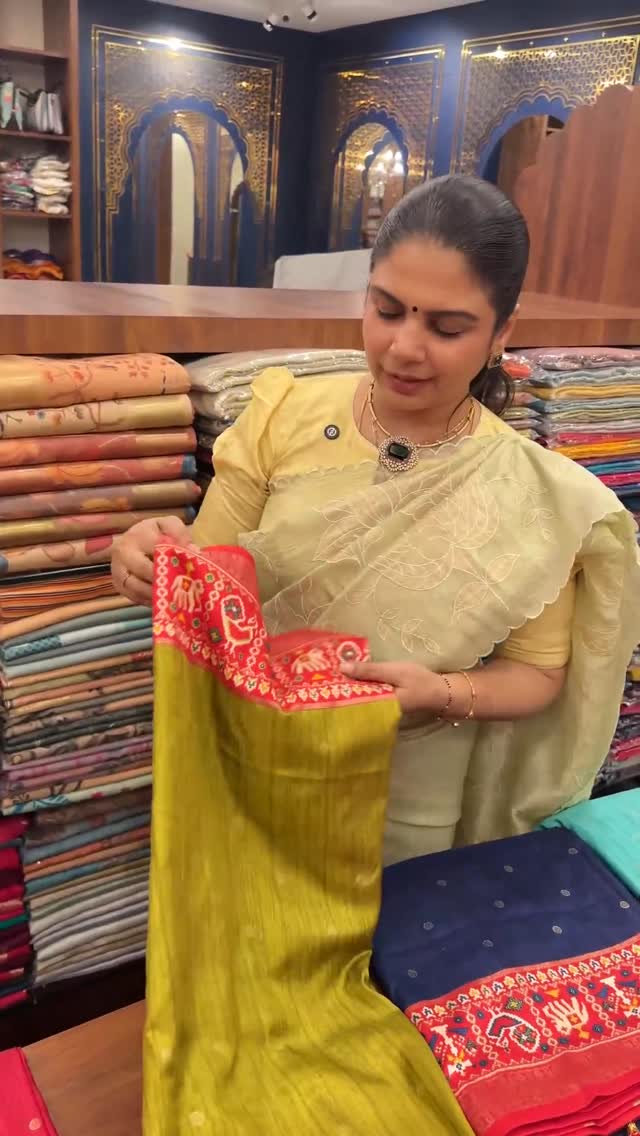 Semi Silk Saree With Patola Print Collections

Product Code - TTDS3...