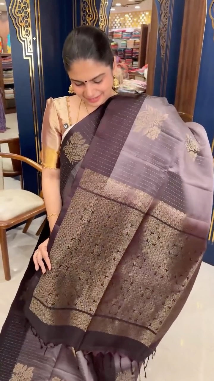 Samriddhi Silk Saree ✨

📩 DM / WhatsApp to order 9840306334

#sare...