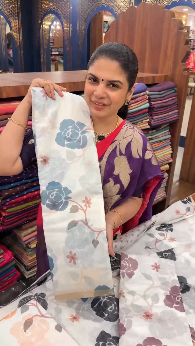 Chanderi Cotton Saree Collections

Product Code -  TTDS2946

#saree...