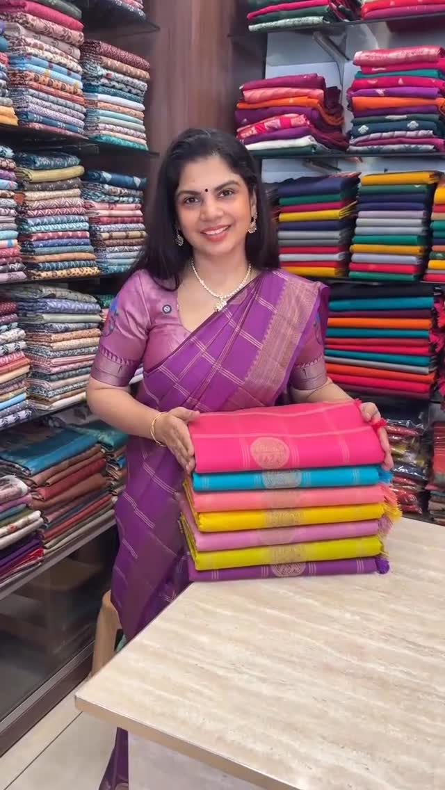 Vintage Kanchipuram Sarees 

Product Code - TTDS2933 

#saree #sare...