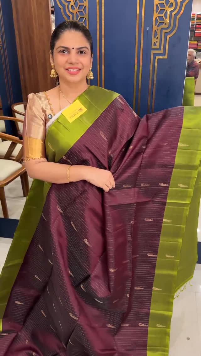 Vaibhavi Silk Saree Collections

DM For More Details @ 9840306334

...