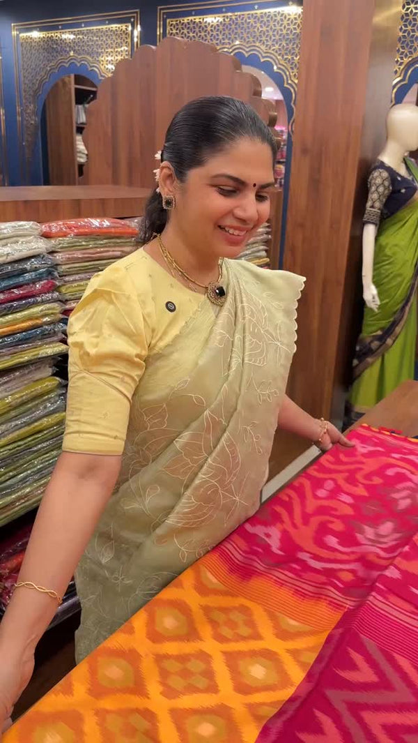 Semi Pochanpally Silk Saree Collection 

#saree #sareelove #sareefa...