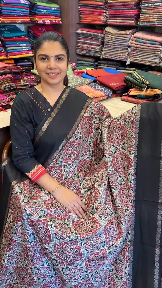 Saree Code - TTDS3089

Fabric - Premium Modal (Replica of Sungudi, ...