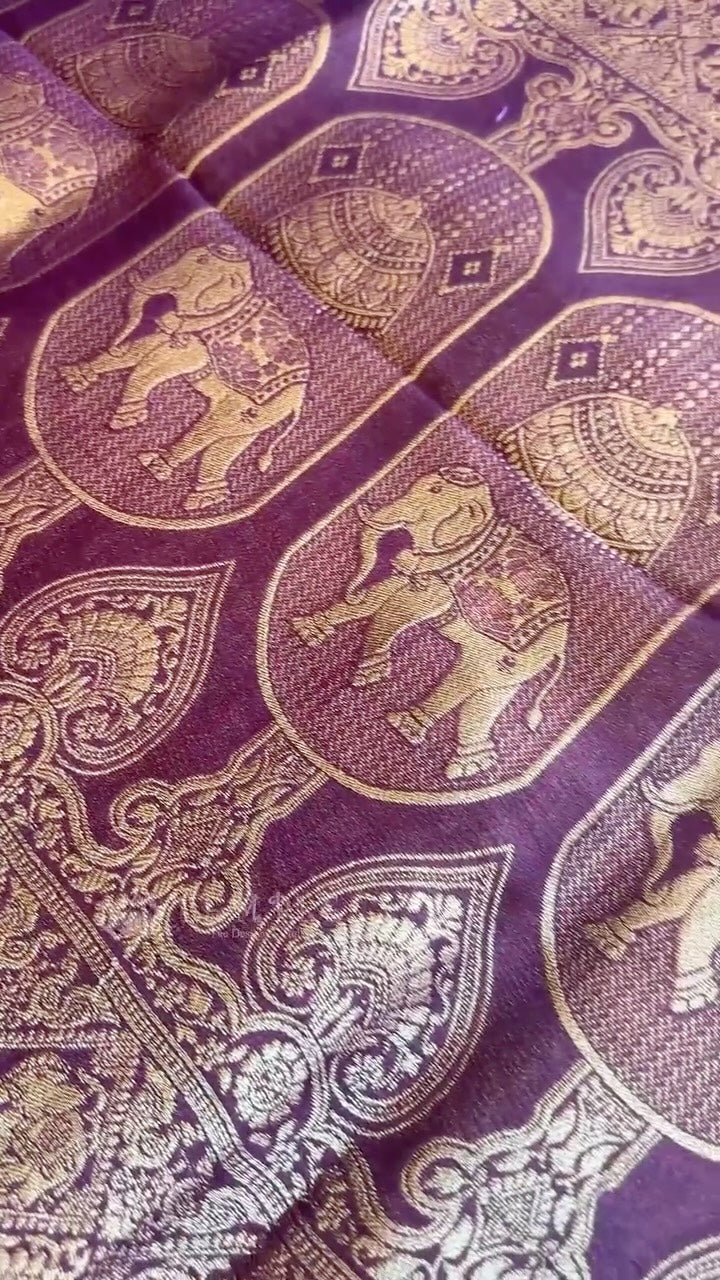 Saree Code - TTDS3112 | TTDS3107

Saree Name - Banarasi Silk Saree
...