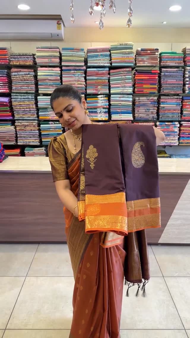 Saree Code - TTDS3141

Saree Name - Semi Kanchi Silk Saree

Blouse ...
