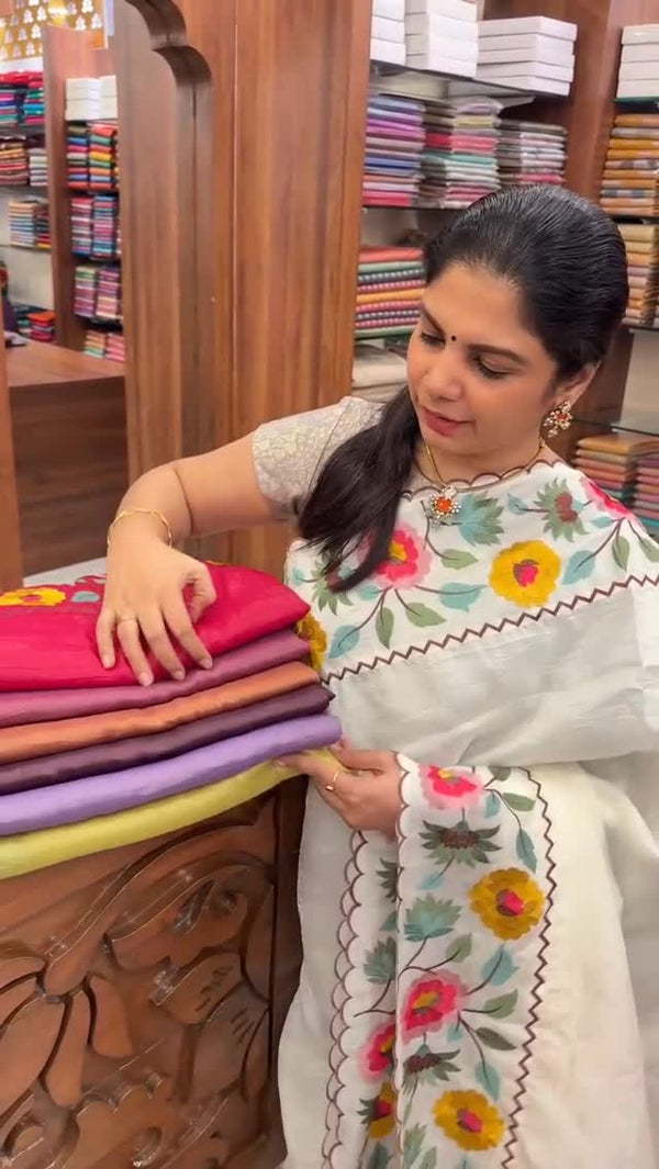 Saree Code - TTDS3097

Saree Name - Fendi Silk Saree | Pre Booking
...