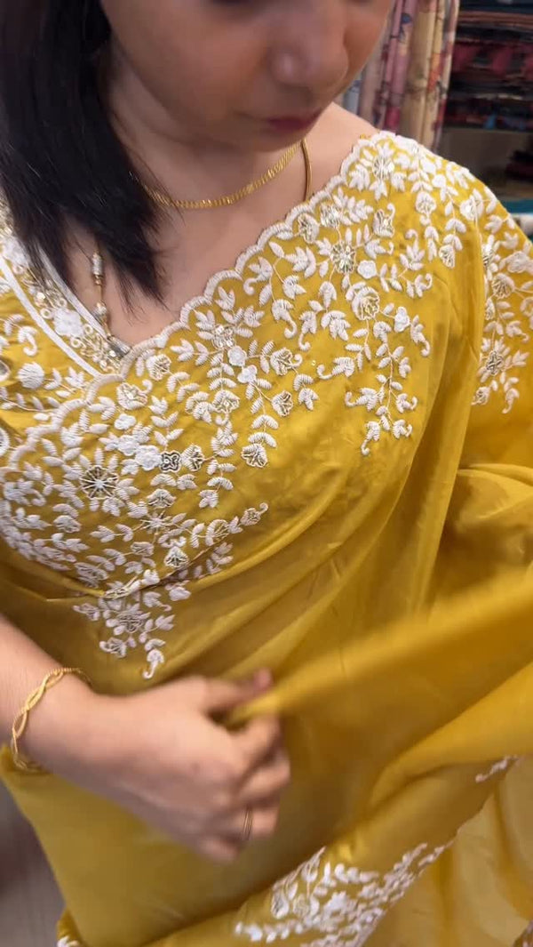 Saree Code - TTDS3124

Saree Name - Designer Saree

Blouse - Embroi...