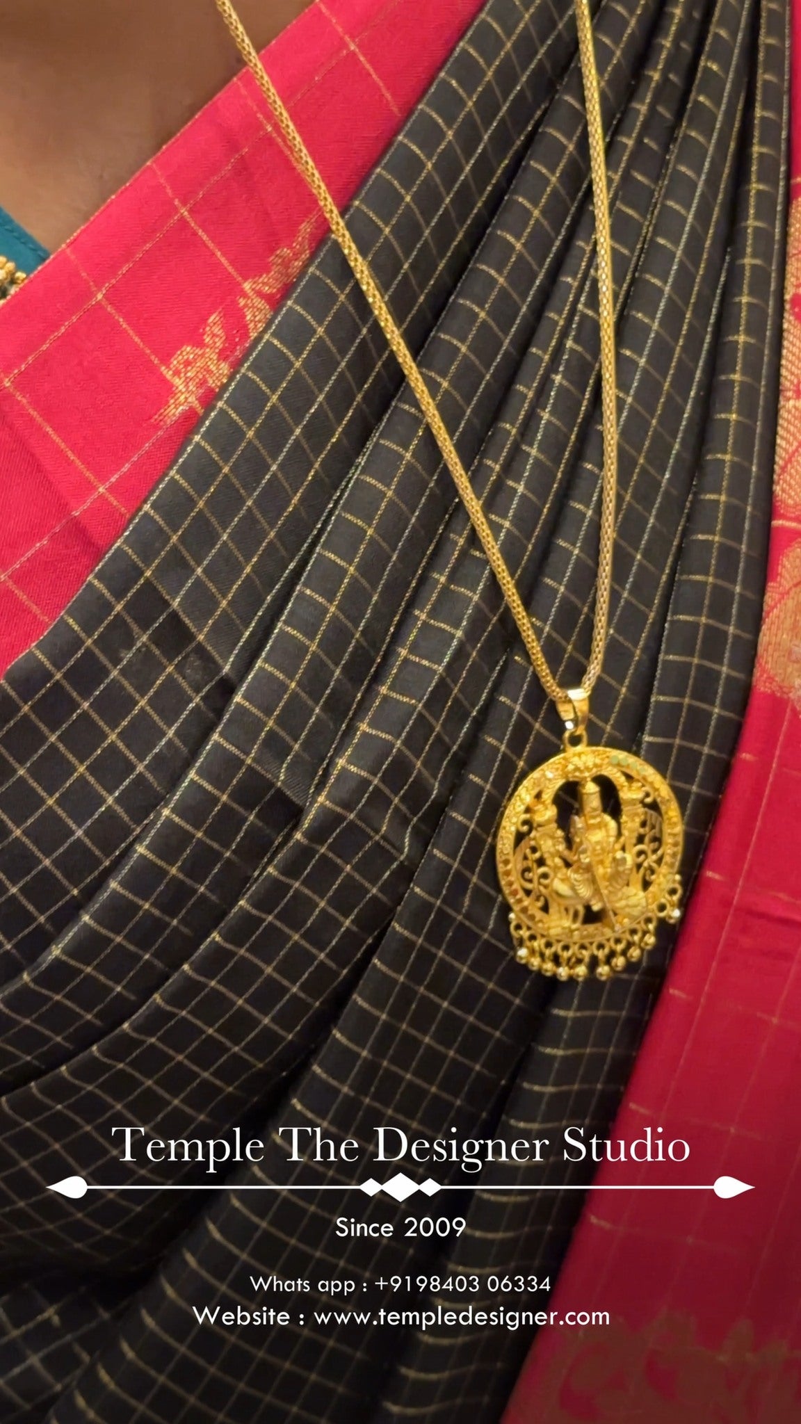 #sareedraping #silksarees #sareeblouse #sareesofinstagram #sareelov...