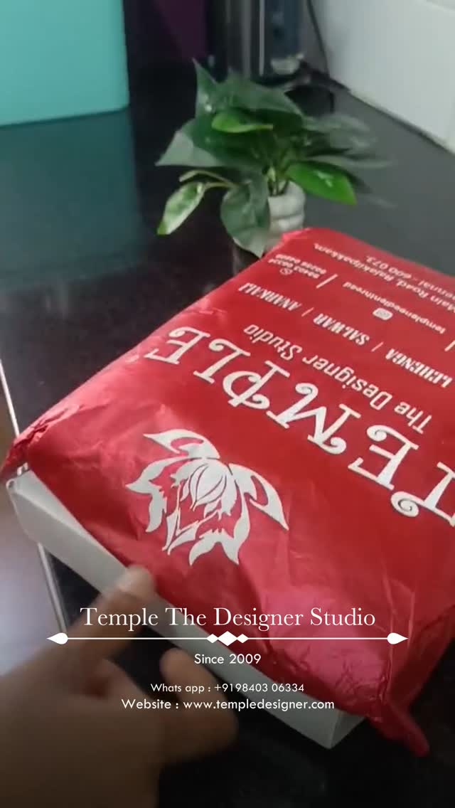 ✨ Unboxing happiness! ✨

Saree Code - TTDS2933

Saree Name - Vintag...