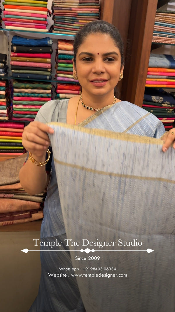 Saree Name - Handloom Matka Silk Saree

Blouse - Running Blouse

Le...