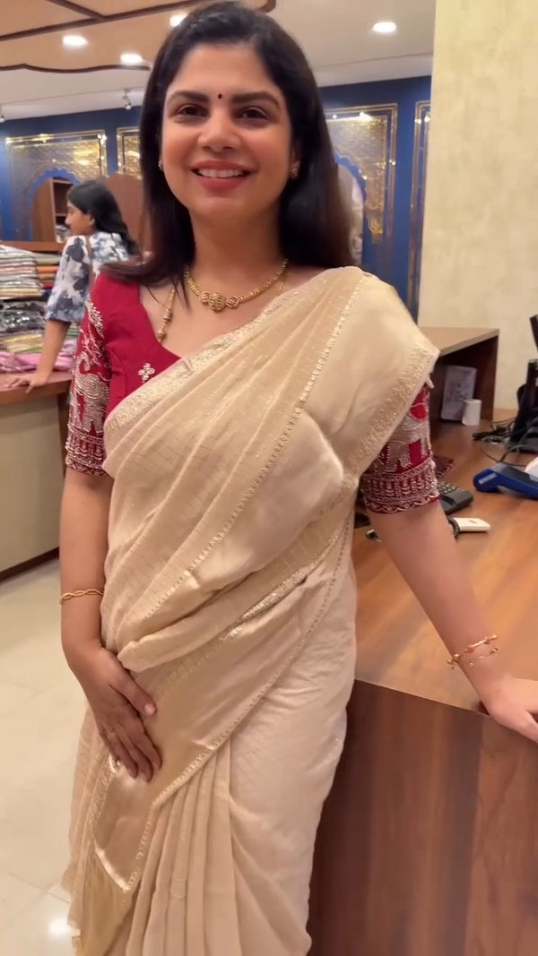 Saree Code - TTDS3077

Saree Name - Viscose Georgette Saree 

Blous...