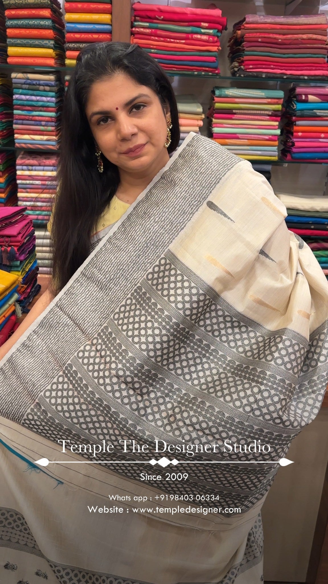 Saree Code - TTDS3249

Saree Name - Tussar Silk Saree 

Blouse - Se...