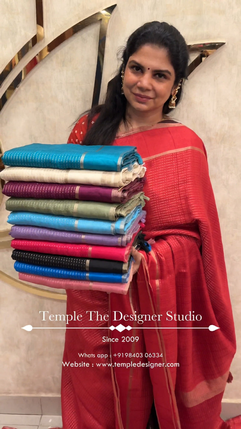 Saree Code - TTDS3255

Saree Name - Matka Saree

Blouse - Self Colo...
