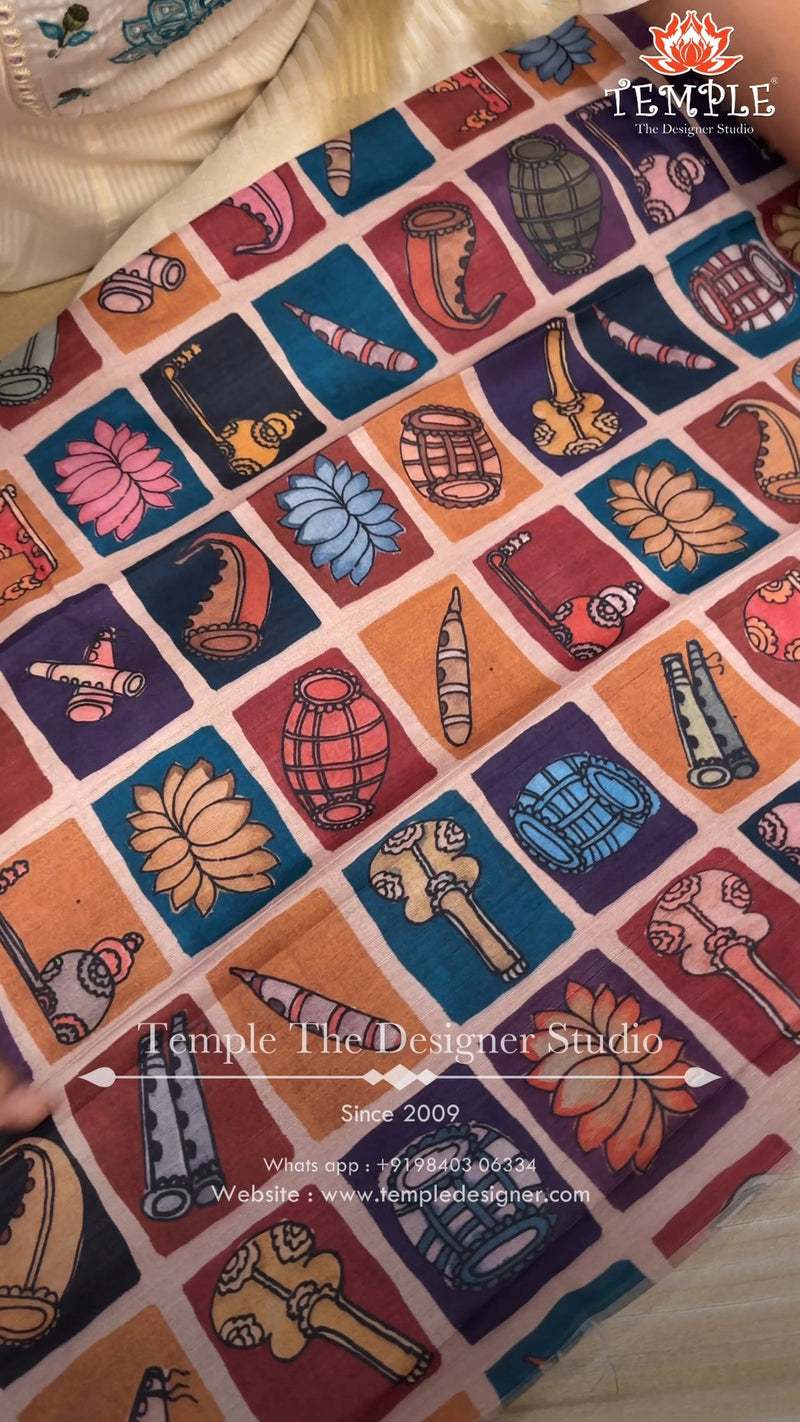 Saree Code -TTDS3311

Saree Name - Handloom Tissue Silk Saree

Blou...