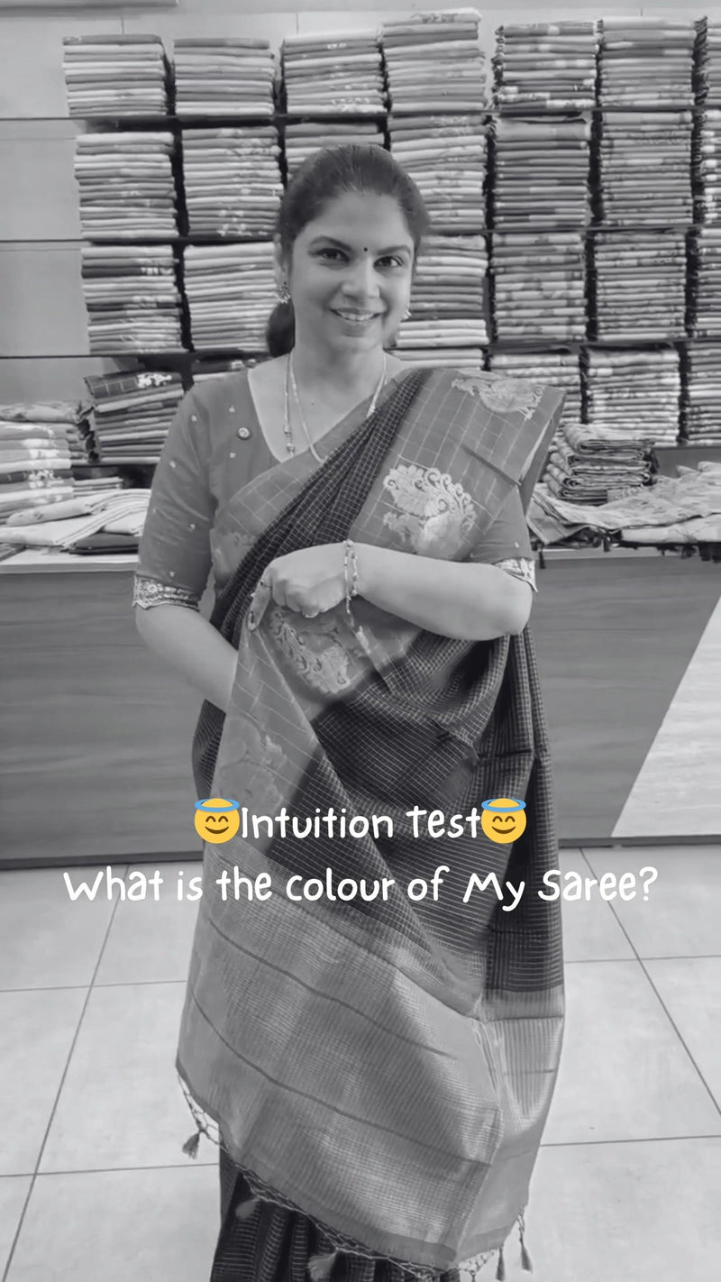 What's your guess? Tell us the saree colour in the comments! 💖