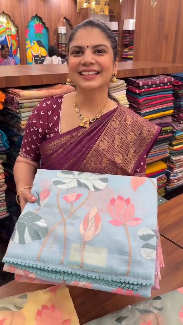 Saree Name - Jamdhani Collections

Blouse - Self Colour Blouse

Len...
