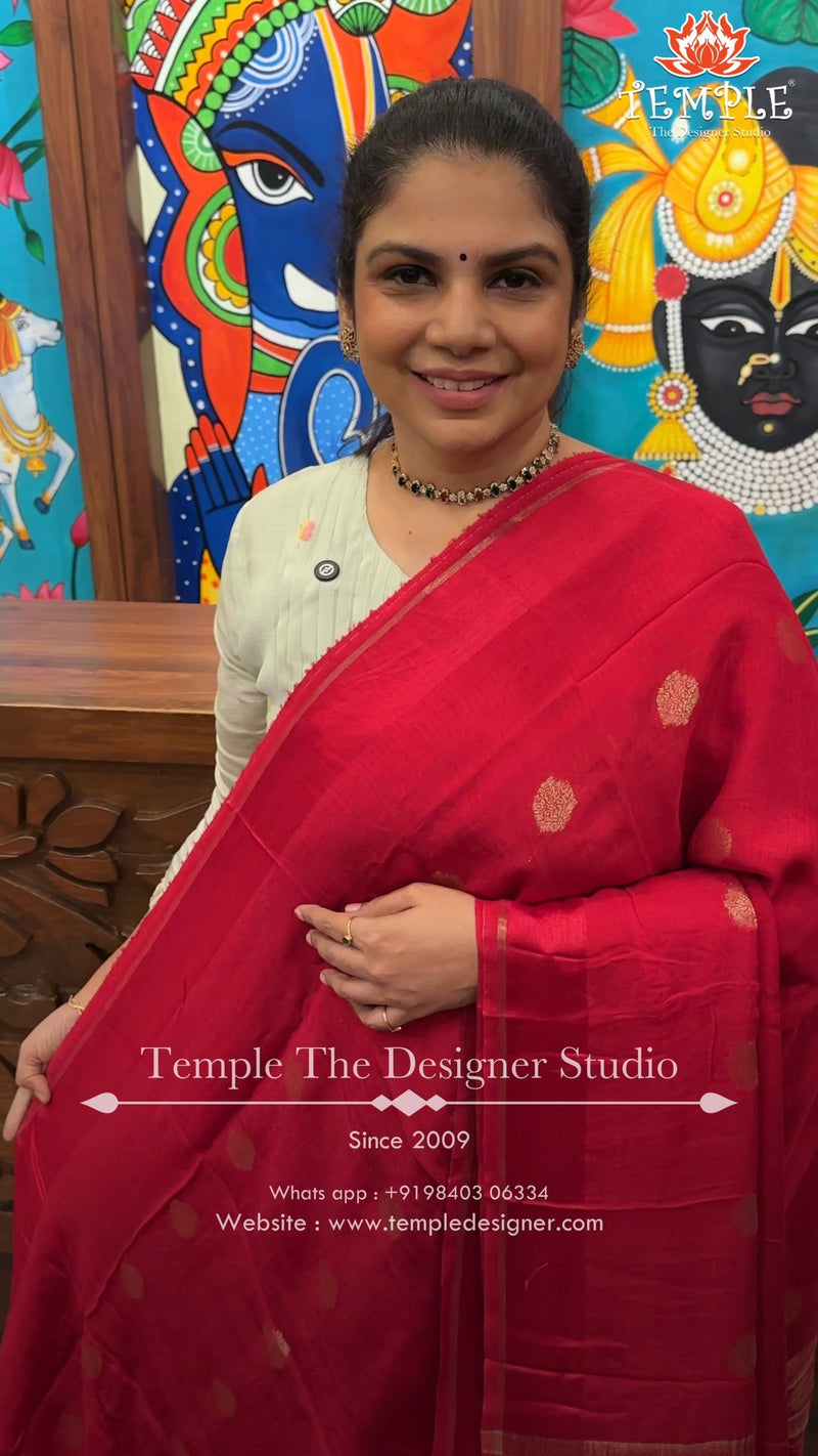 Saree Code - TTDS3315

Saree Name - Linen Viscose Saree

Blouse - B...