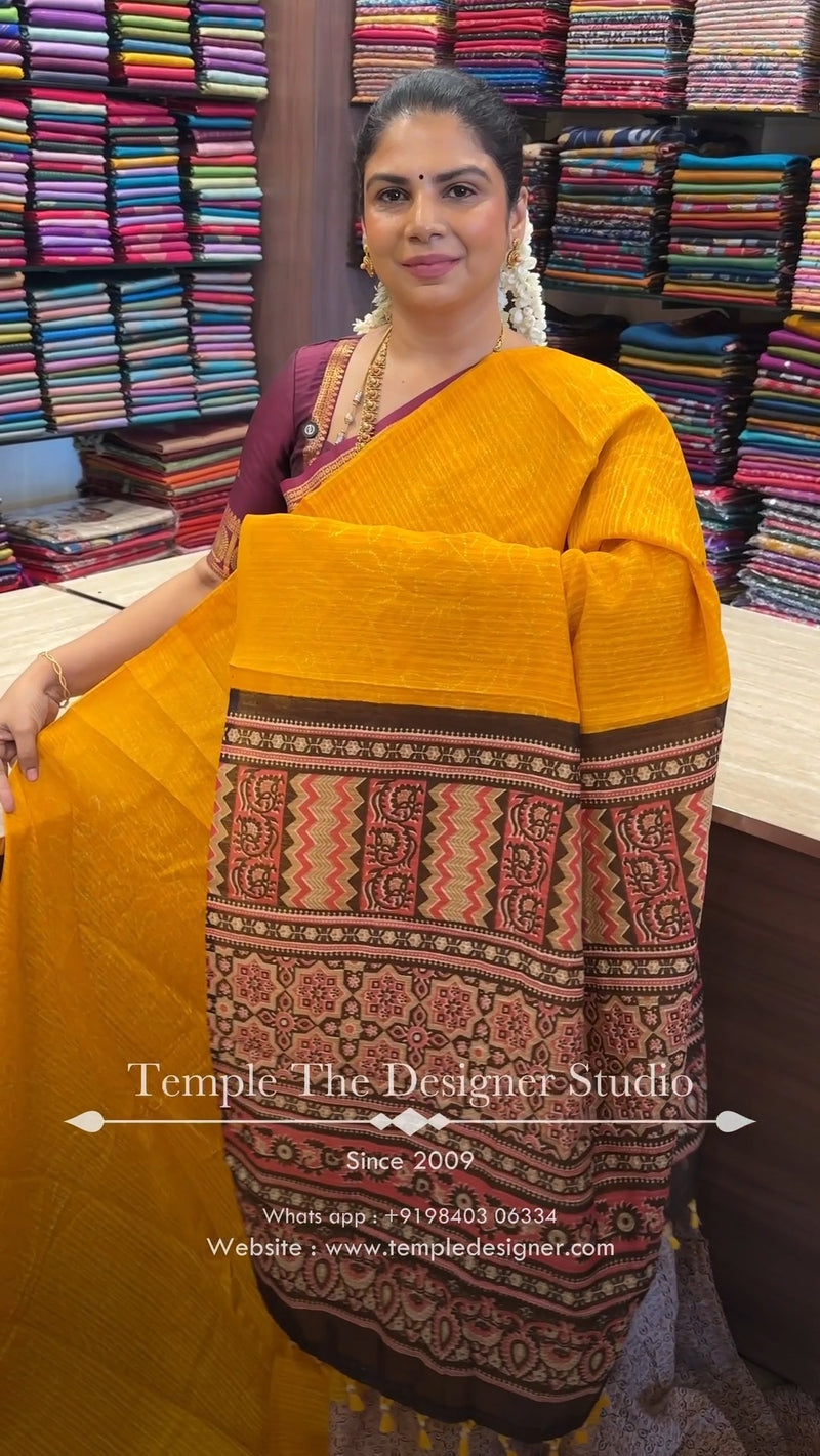Saree Code - TTDS3323

Saree Name - Bamboo Silk Saree 

Blouse - Pr...