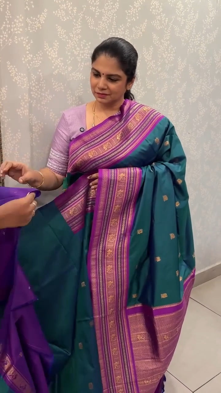 Saree Code - TTDS3123

Saree Name - Semi Silk Saree

Blouse - Contr...