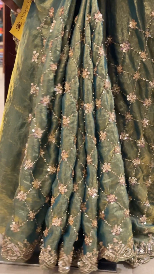 Saree Name - Designer Saree

Blouse - Designer Blouse

Length - 5mt...