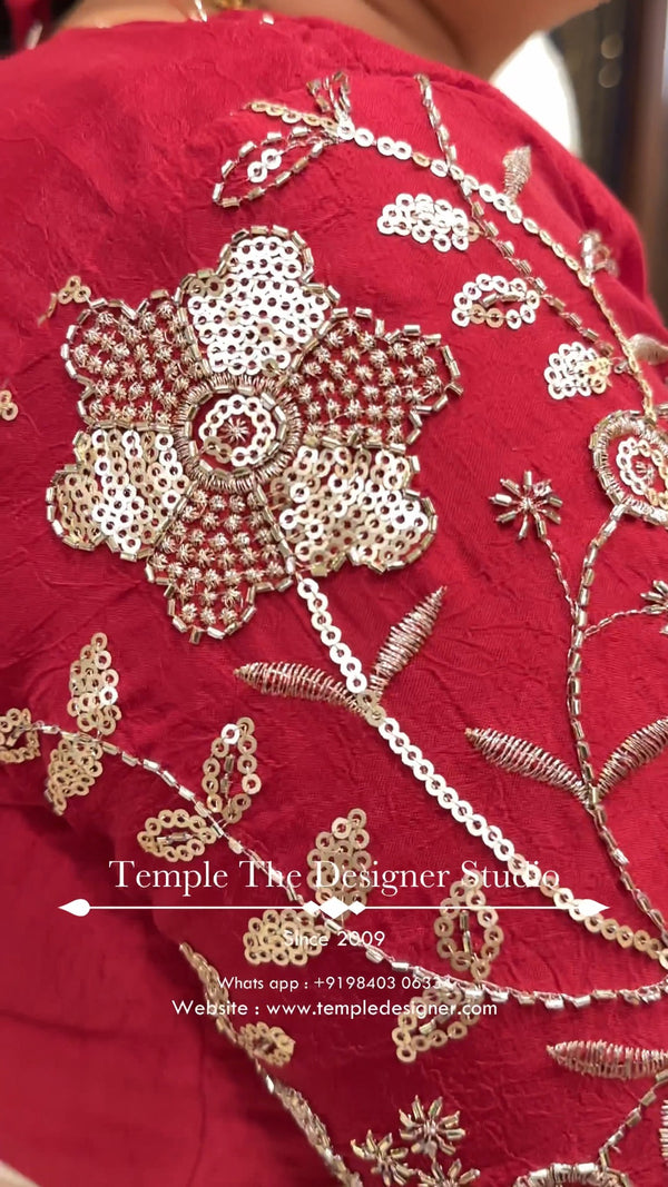Saree Code - TTDS3077

Saree Name - Viscose Georgette Saree

Blouse...