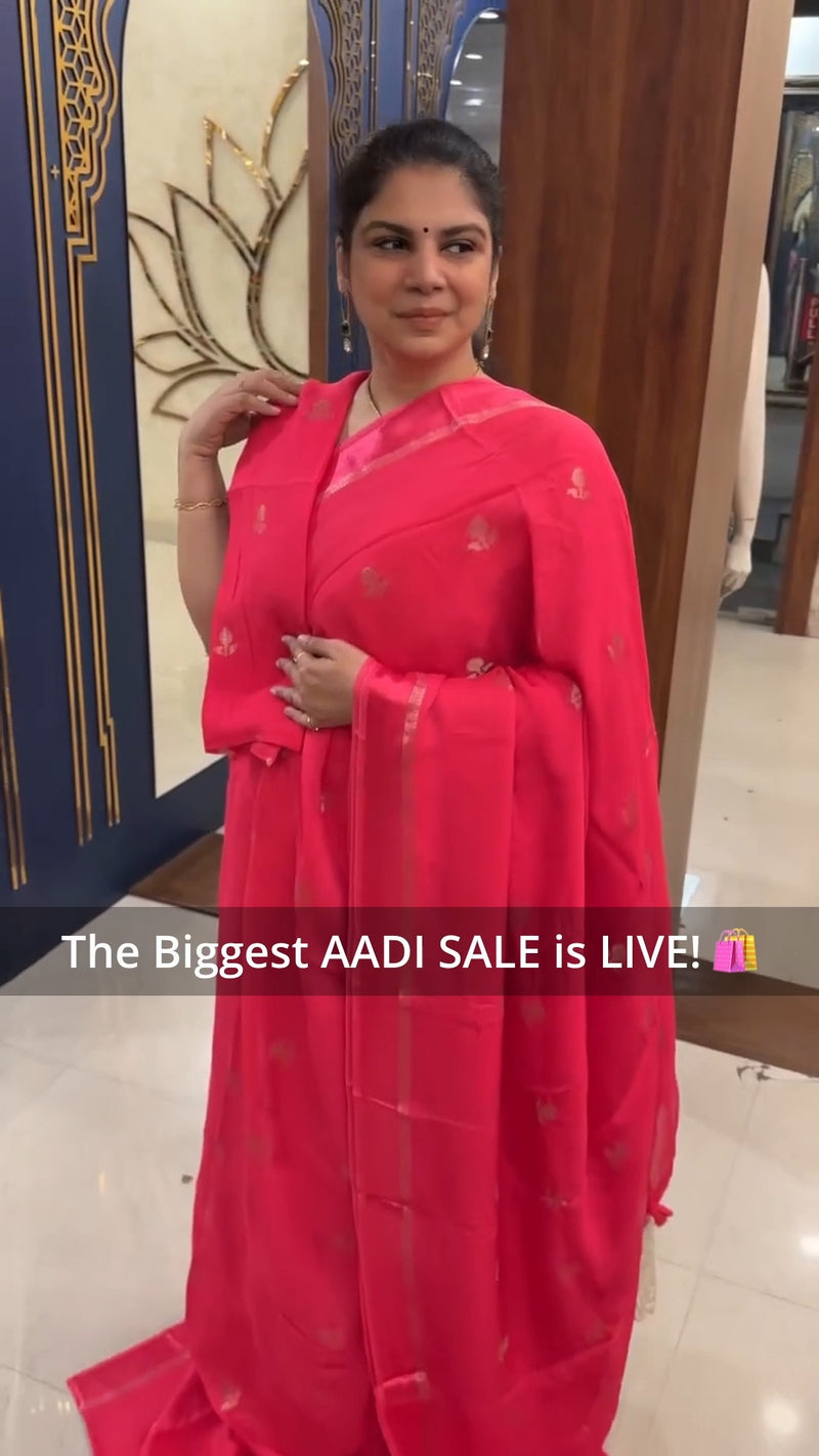 Saree Code - TTDS2225

Saree Name - Linen Viscose Saree 

Blouse - ...