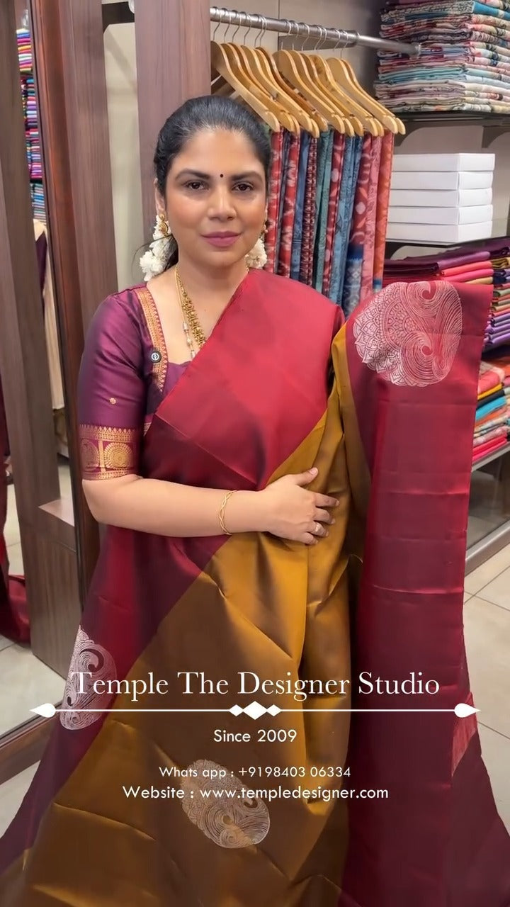Saree Name - Vintage Weave Sillk Saree

Blouse - Contrast Blouse

L...