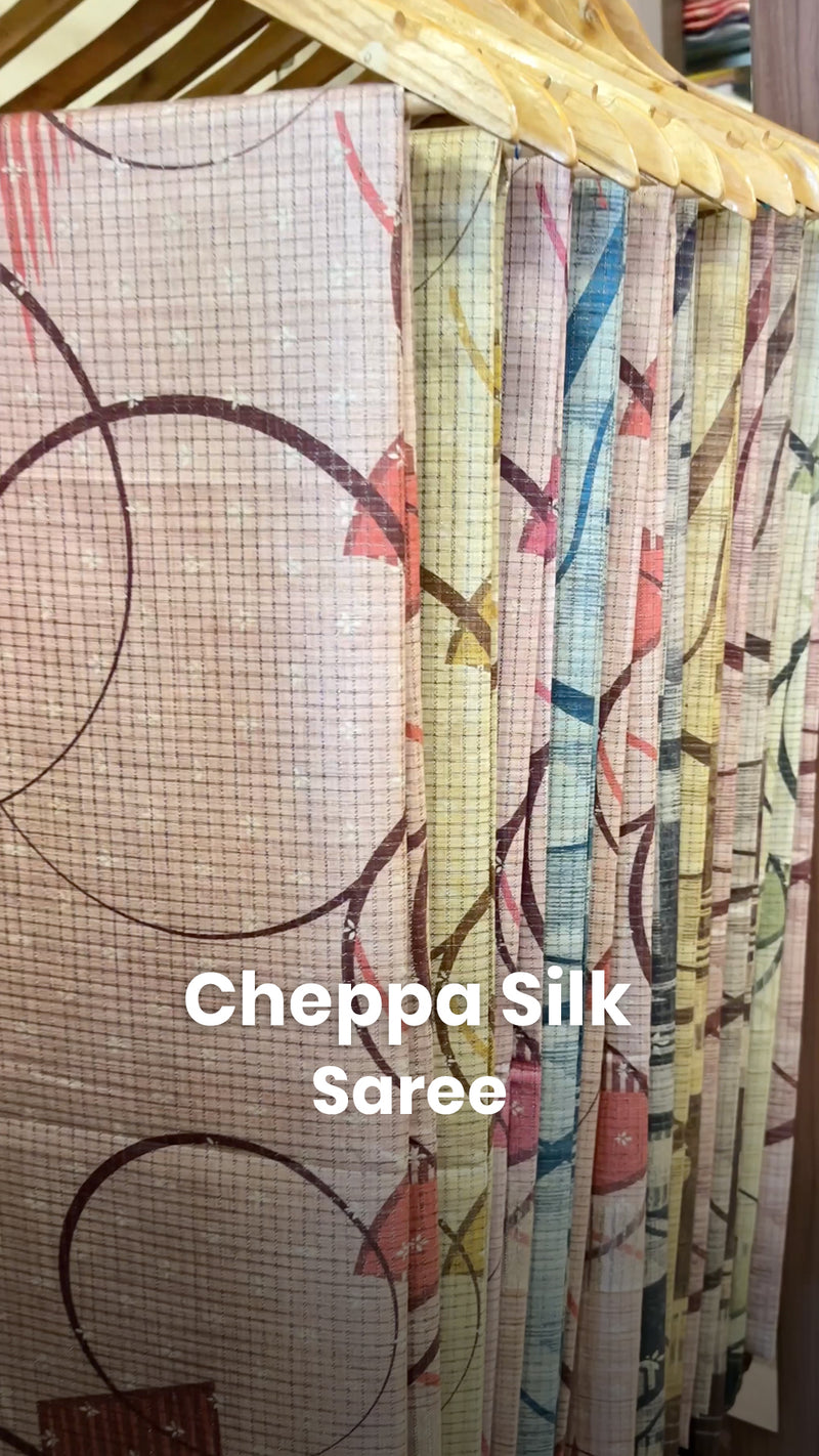 Saree Name - Chappa Silk Saree 

Length - 5mtrs to 5.5mtrs

Deliver...