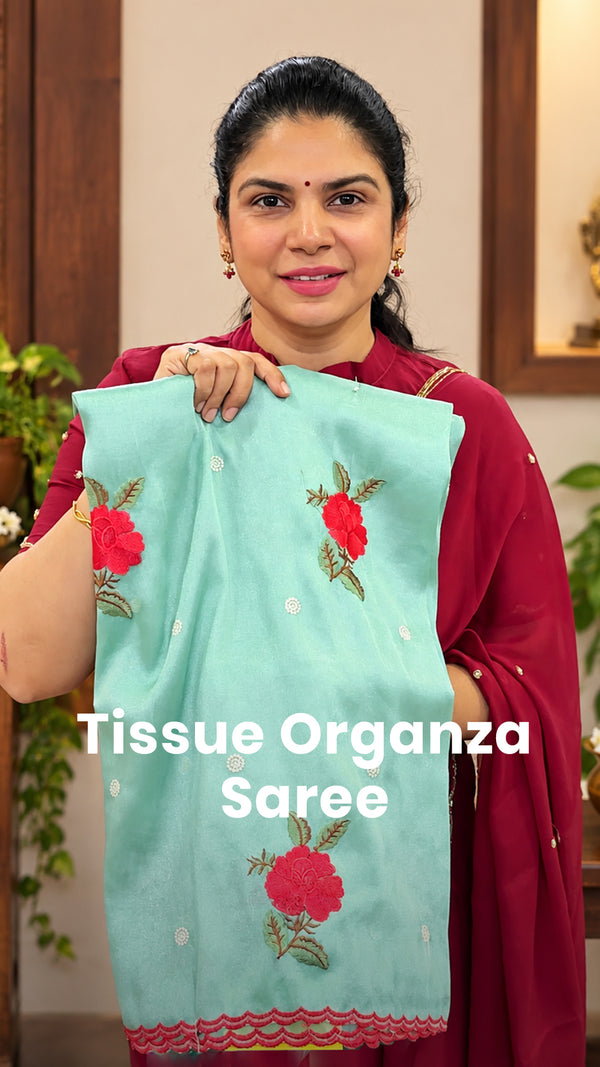 Saree Code -  TTDS3485

Saree Name - Tissue Organza Saree

Blouse -...