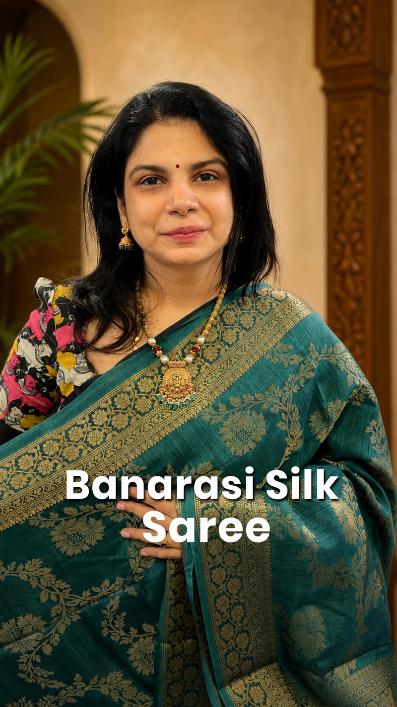 Saree Code - TTDS3542

Saree Name - Banarasi Silk Saree

Blouse - S...
