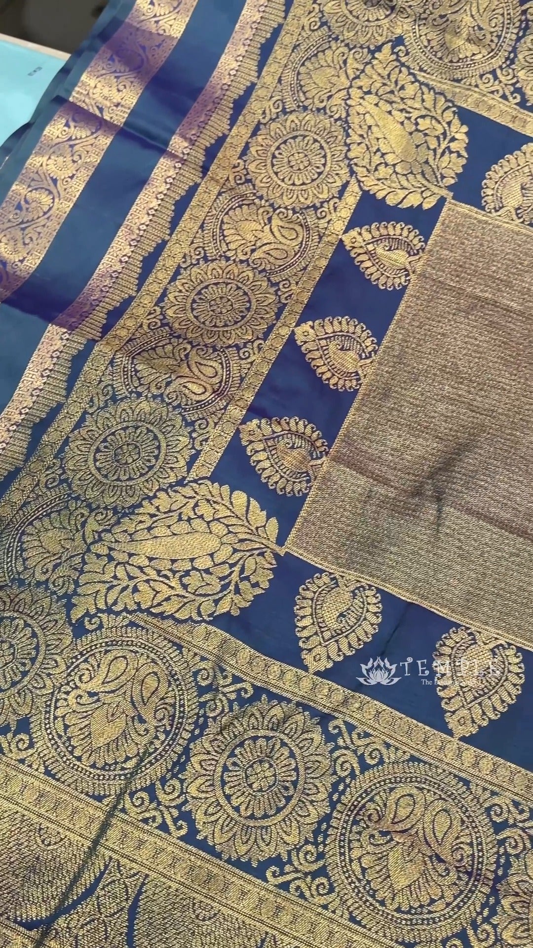 Saree Name - Semi Silk Saree

Blouse - contrast Blouse

Length - 5m...