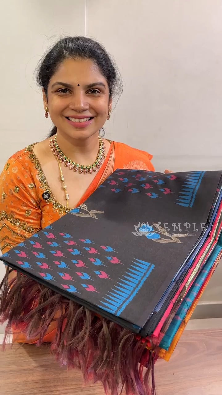 Saree Code - TTDS3601

Saree Name - Chappa Silk Saree

Price - Rs.2...