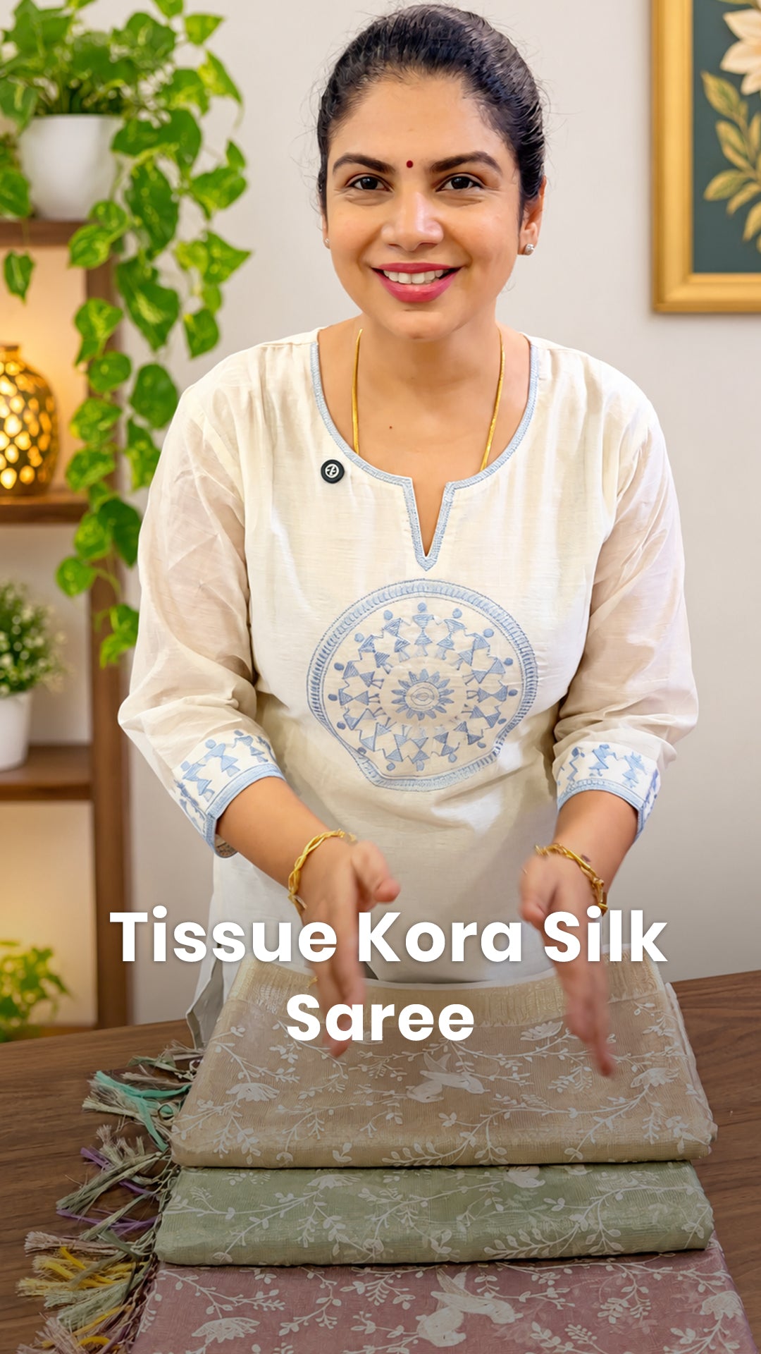Saree Name - Tissue Kora Silk Saree

Blouse - Self Colour Blouse

P...