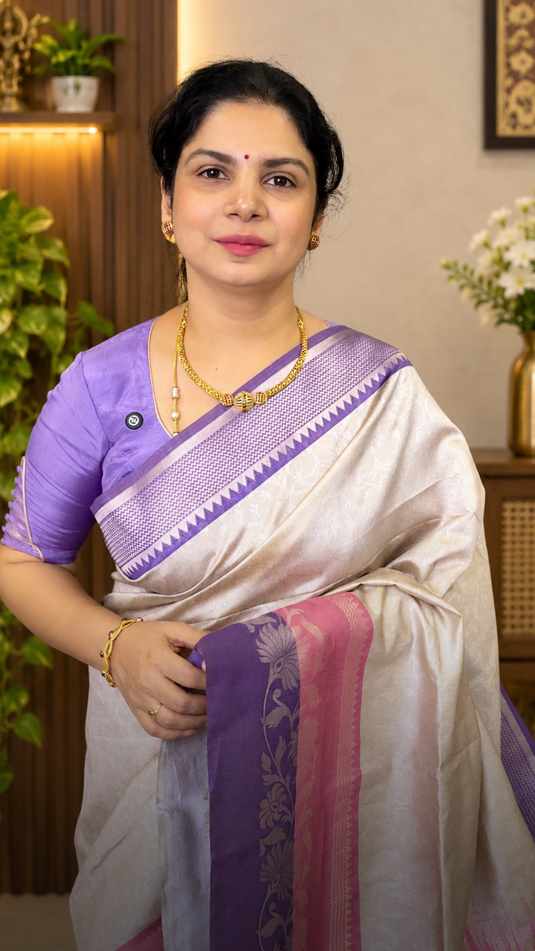 Saree Name - Katan Silk Saree

Blouse - Contrast Blouse

Price - Rs...