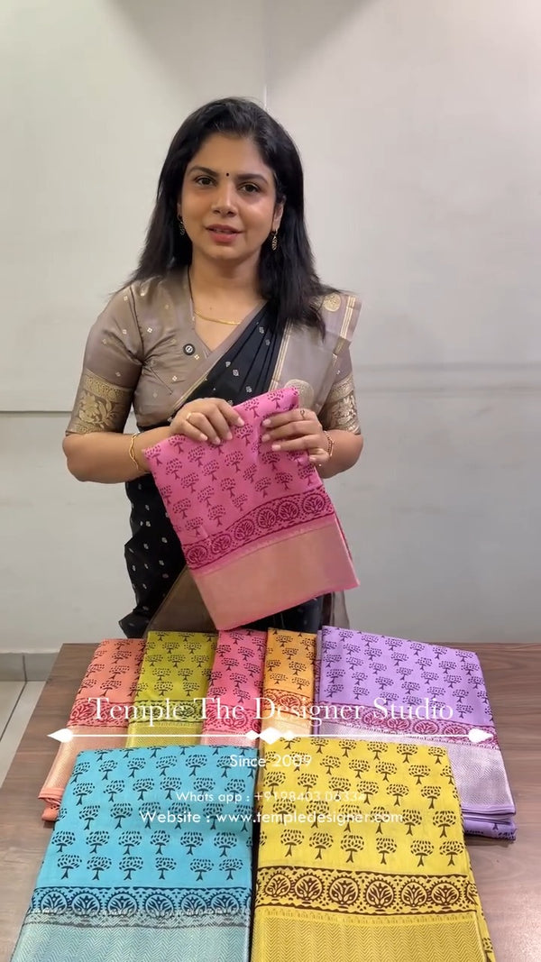Product Codes - TTDS3399

Saree Name - Printed Dola Saree

Blouse -...