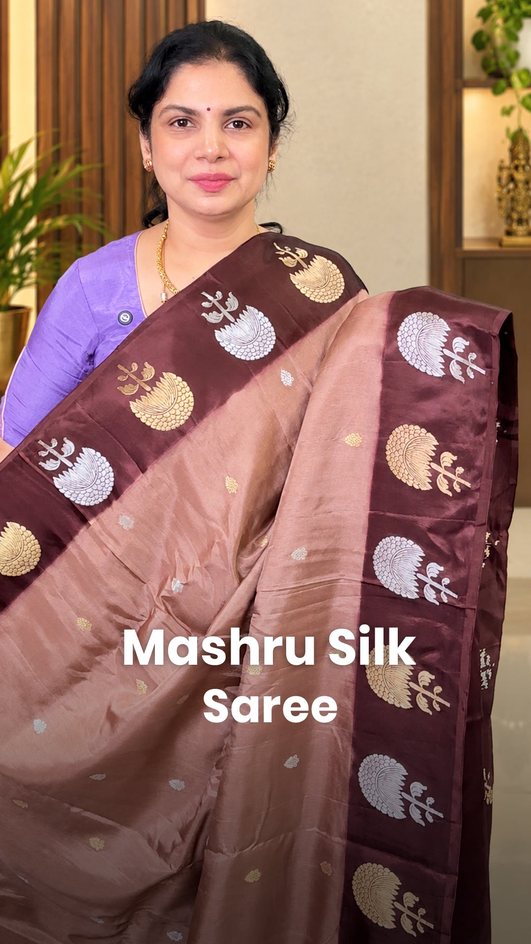 Saree Name - Mashru Silk Saree

Blouse - Contrast Blouse

Price - R...