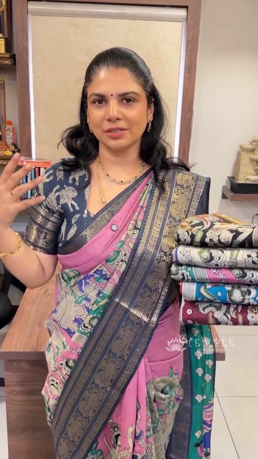 Saree Code - TTDS3599

Saree Name - Mangalagiri Cotton Saree

Price...