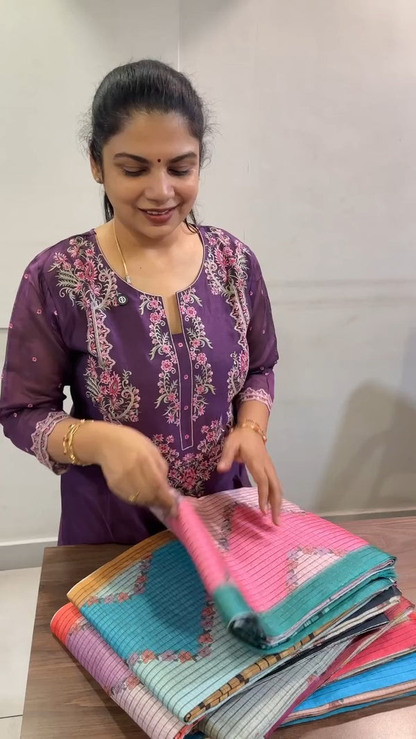 Saree Code - TTDS3716 | TTDS3719 | TTDS3720 | TTDS3721

Saree Name ...