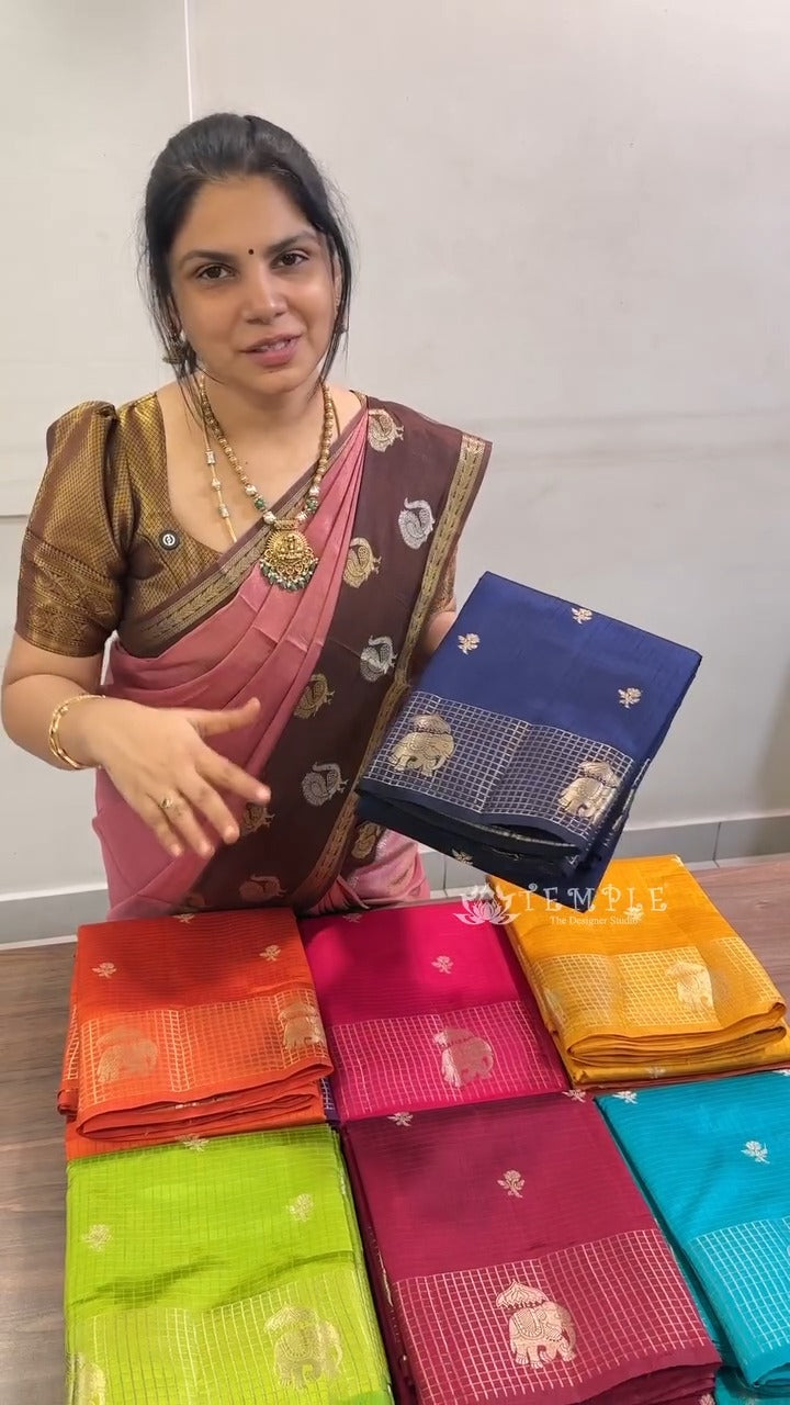 Saree Name - Semi Tussar Saree 

Blouse - Self Colour Blouse

Lengt...