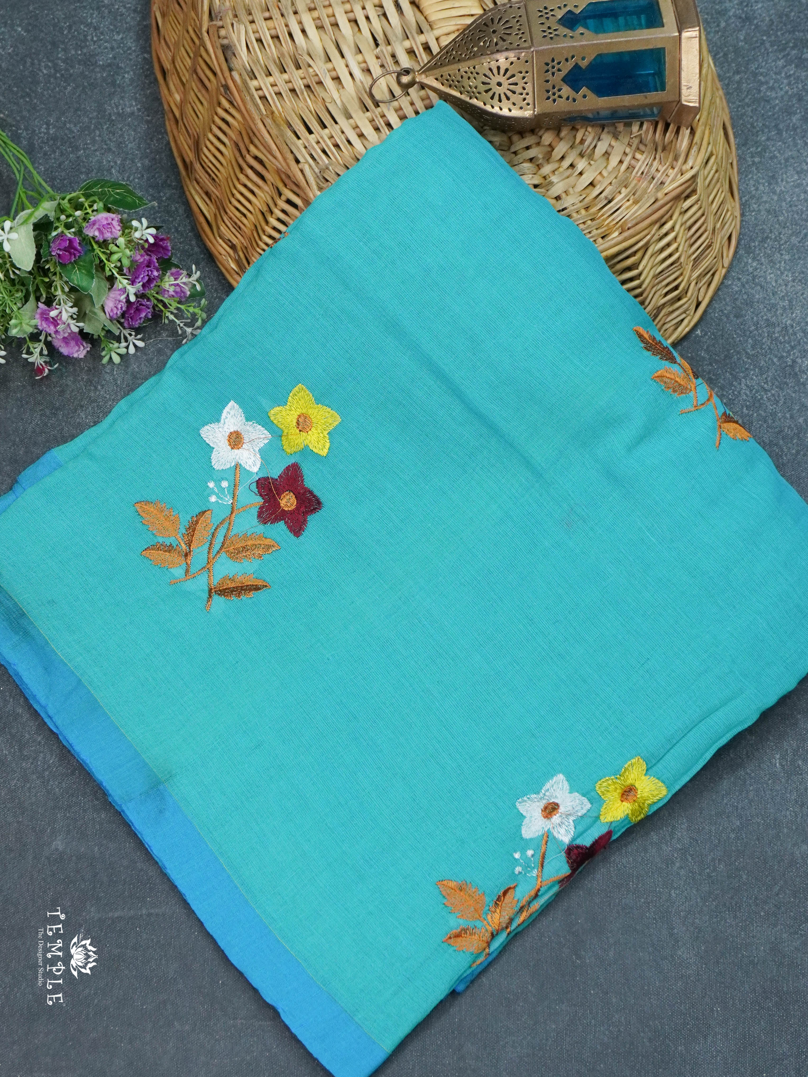 Mul Cotton Saree With Thread Embroidery | TTDS1808