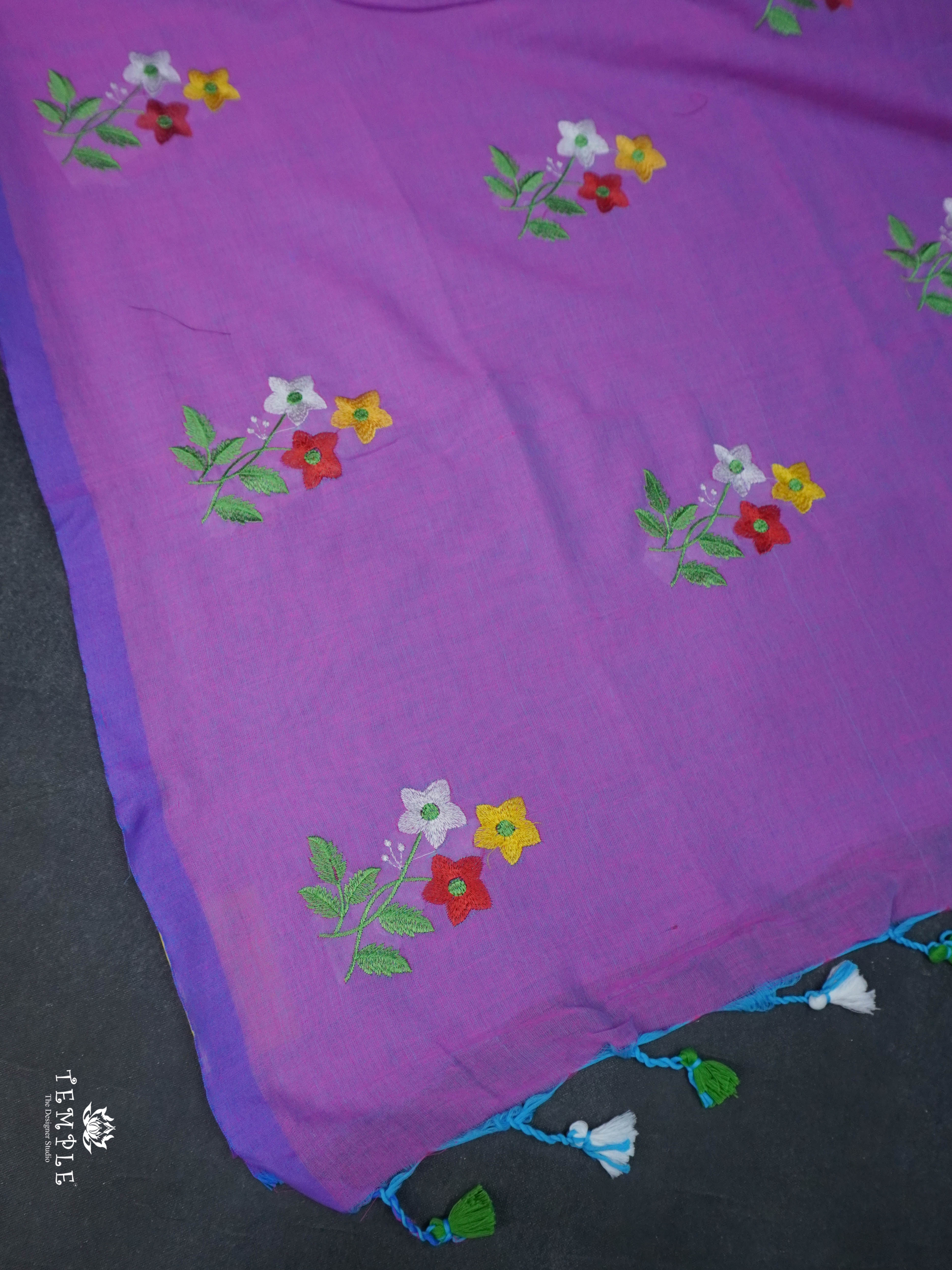 Mul Cotton Saree With Thread Embroidery | TTDS1808